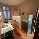 Clark Apartman ** 아파트 *