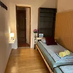 Clark Apartman ** 아파트 *