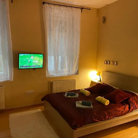 Clark Apartman ** Budapesta