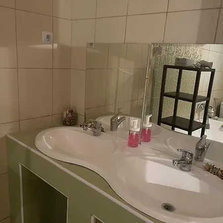 Clark Apartman ** Apartament Budapesta