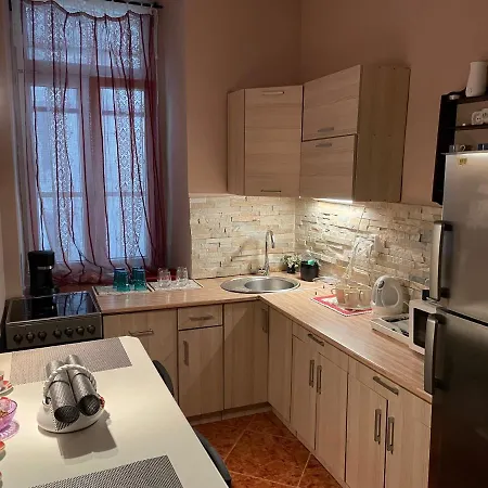 شقة Clark Apartman **