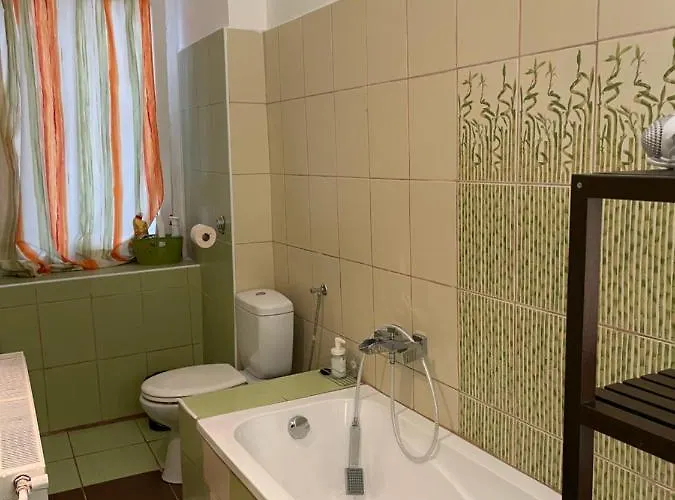 Apartment Clark Apartman **